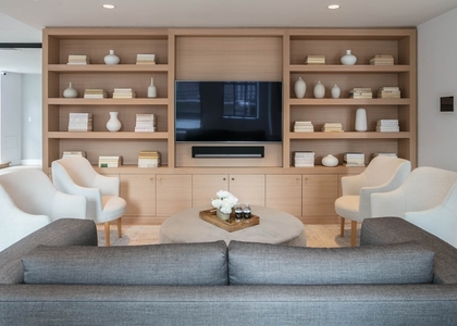 67 Wall Street - Photo 1