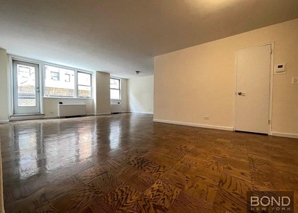 East 19th Street - Photo 1