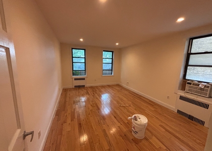 Cooper Street - Photo 1