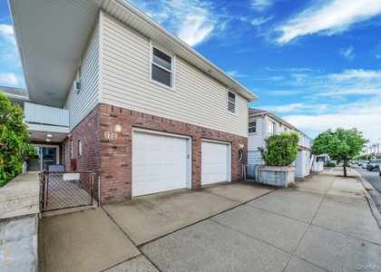 105 Vermont Street - Photo 1