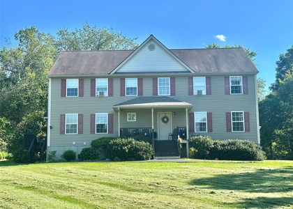 2 Bel Air Drive - Photo 1