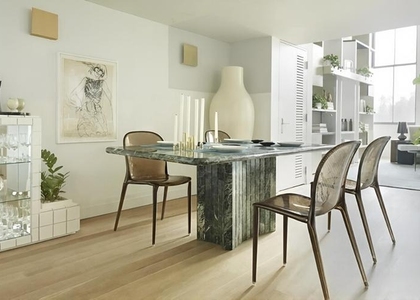 421 Hudson Street - Photo 1