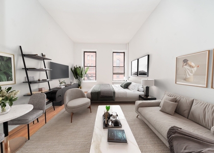 331 W 43rd Street - Photo 1