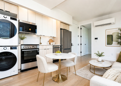 193 Graham Ave - Photo 1
