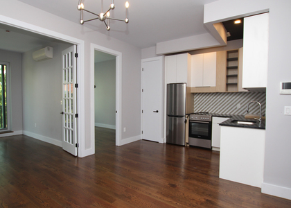 1605 New York Ave - Photo 1
