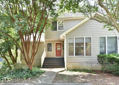 102 Mallard Court - Photo 1