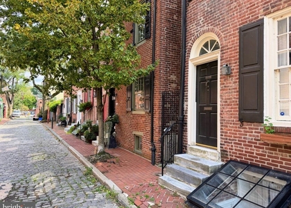 536 Cypress Street - Photo 1