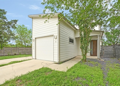 1100 Saucedo St - Photo 1