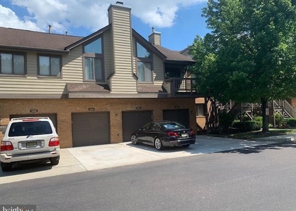 1605 Augusta Circle - Photo 1