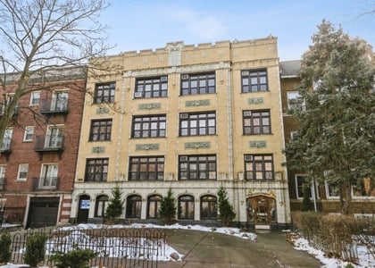 1127 W Farwell Avenue - Photo 1