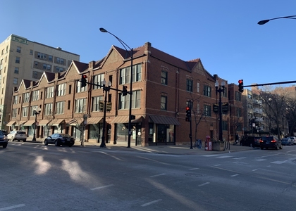 5608 N Kenmore Avenue - Photo 1