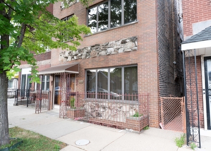 2625 S Union Avenue - Photo 1