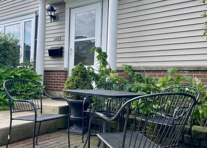 1405 Cove Drive - Photo 1