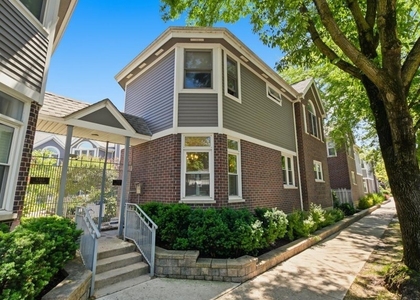 3311 N Racine Avenue - Photo 1