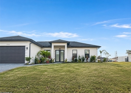 2608 Nw 3rd Place - Photo 1