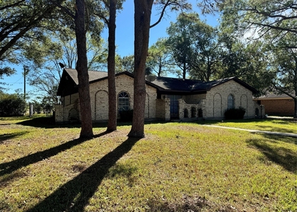 413 Elm Drive - Photo 1