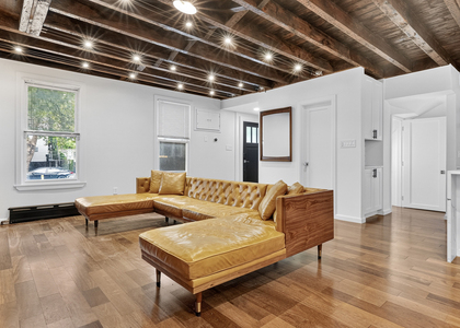 55 McGuinness Blvd - Photo 1