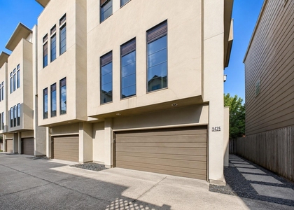 5425 Floyd Street - Photo 1