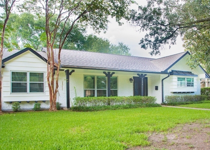 5226 Loch Lomond Drive - Photo 1