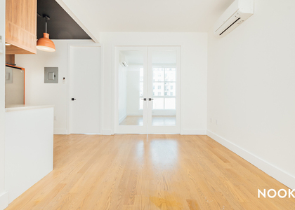 824 Lexington Ave - Photo 1