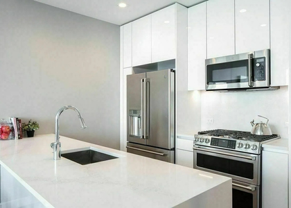 West 39th Street - Photo 1