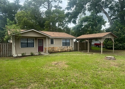 5732 Se 3rd Place - Photo 1
