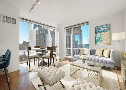West 39th Street - Photo 1