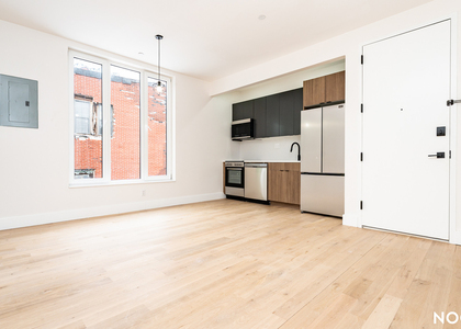 96 Moore St - Photo 1
