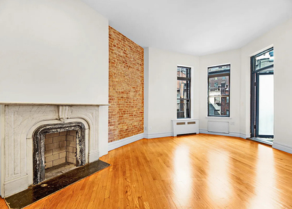 37 West 54th Street - Photo 1