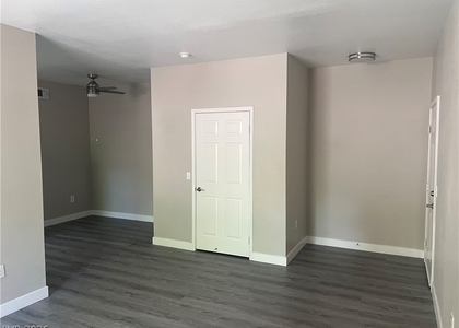 231 W Horizon Ridge Parkway - Photo 1