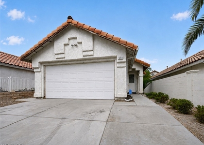 5412 Moonstruck Avenue - Photo 1