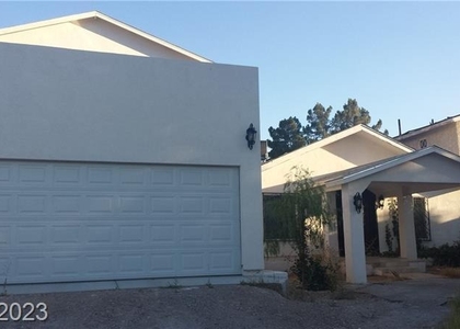4425 Se Sunflower Avenue - Photo 1