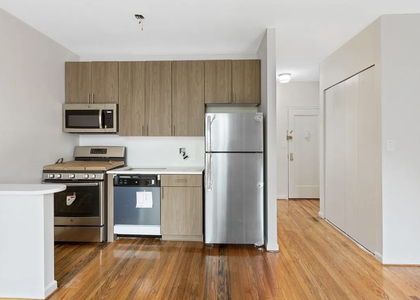 113 East 31st Street - Photo 1