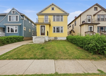 84 Woodward Avenue - Photo 1