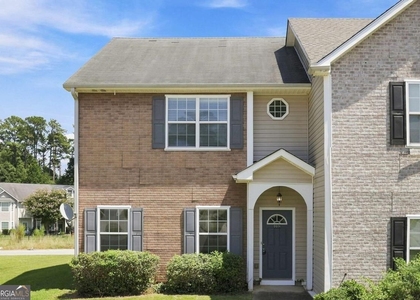 8606 Thomas Lane - Photo 1
