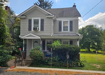 140 Mount Kemble Ave - Photo 1