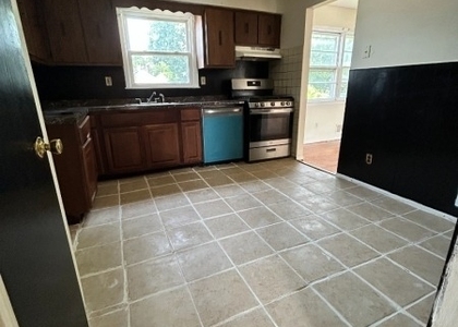 262 Revere Ave - Photo 1