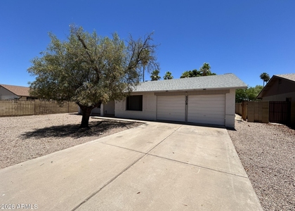 5309 S River Drive - Photo 1