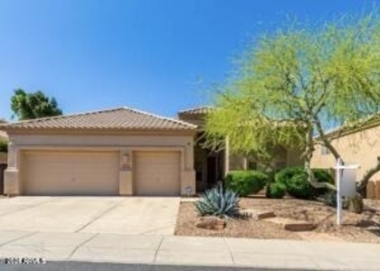 16634 S 3rd Place - Photo 1