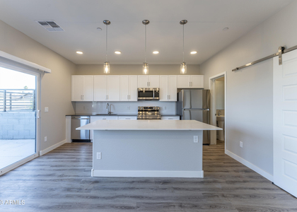 432 S 32nd Street - Photo 1