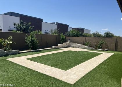 117 E Gemini Place - Photo 1