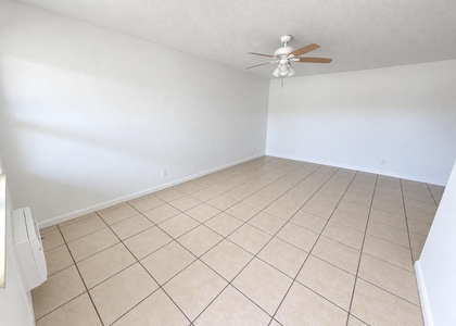 701 Se 15th Street - Photo 1