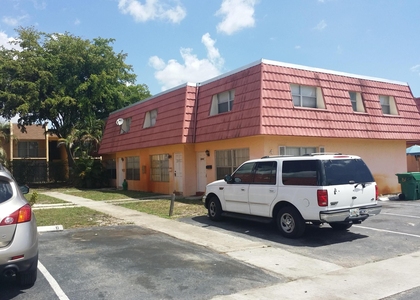 5323 Nw 27th Street - Photo 1
