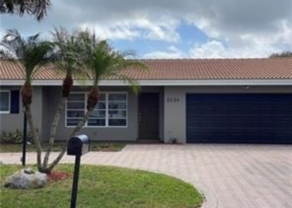 2030 Ne 28th Street - Photo 1