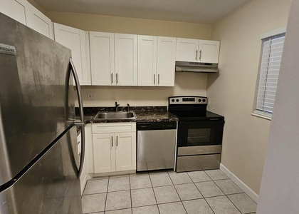 2900 Nw 46th Avenue - Photo 1