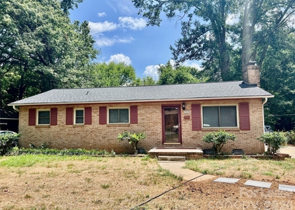 323 Frank Drive - Photo 1