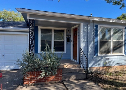 909 S Jefferson Drive - Photo 1