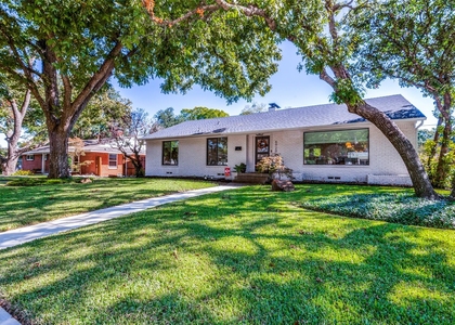 6920 Winchester Street - Photo 1