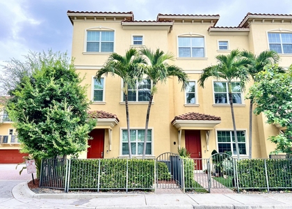 224 S Federal Highway - Photo 1