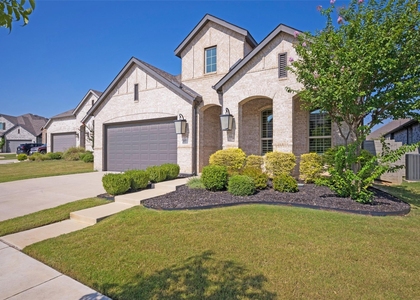 817 Nuthatch Court - Photo 1